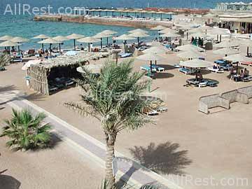 Triton Empire Beach Resort 10